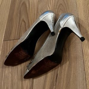 Vintage Stuart Weitzman pumps